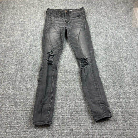 AMERICAN EAGLE Women’s Black AEO Denim Super Stretch Jeggings distressed… - Picture 6 of 9